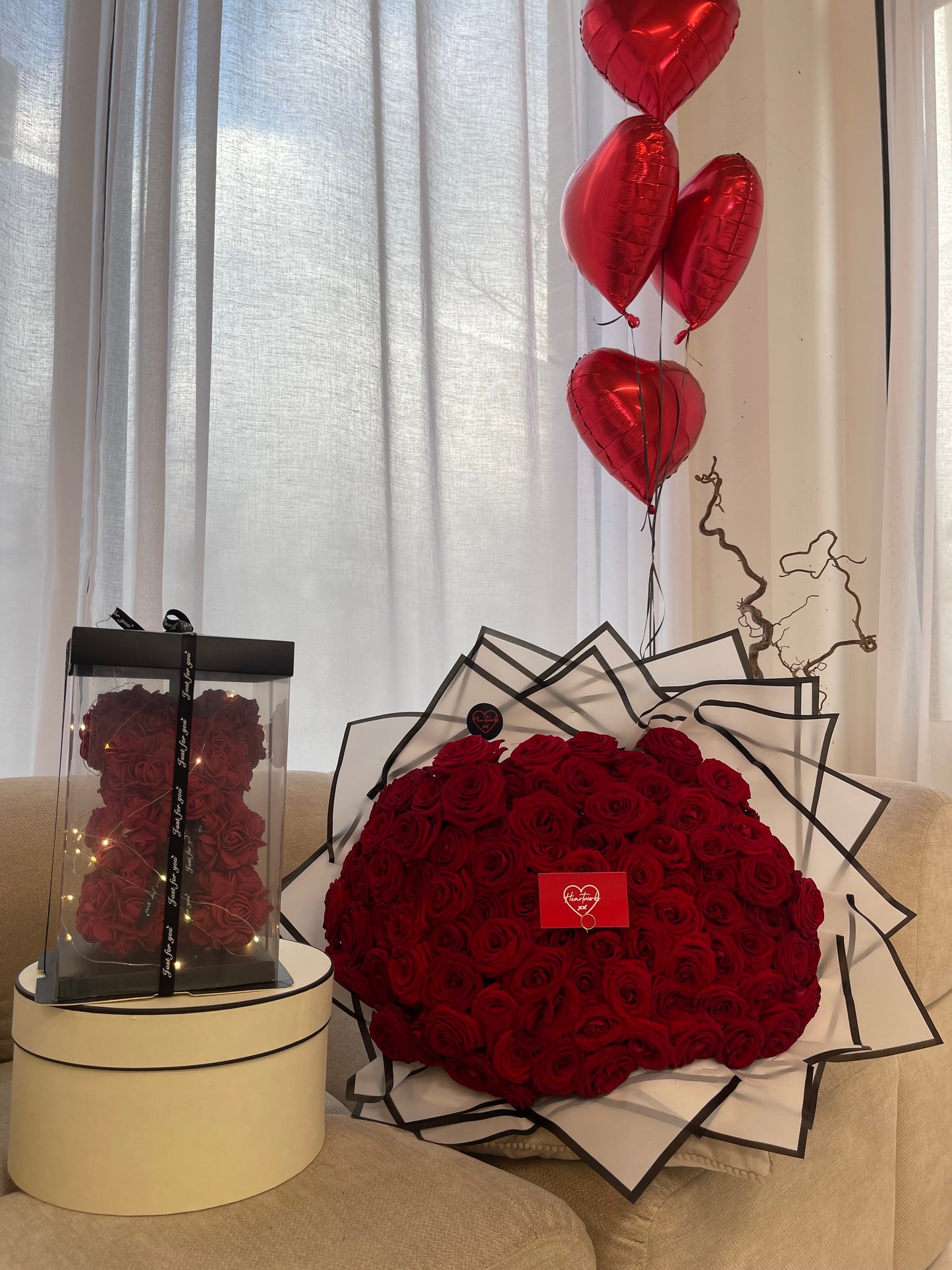 100 Naomi Red Rose Bouquet